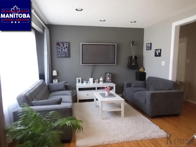 Property 580 Union Ave E img1