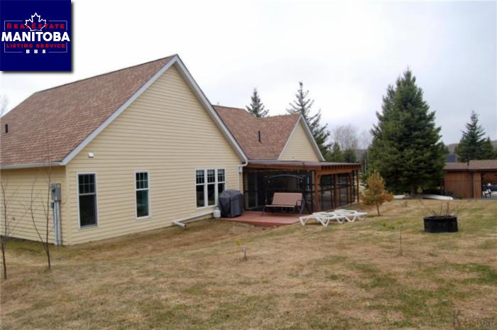 Property 22 292 Mooswa Dr E img1