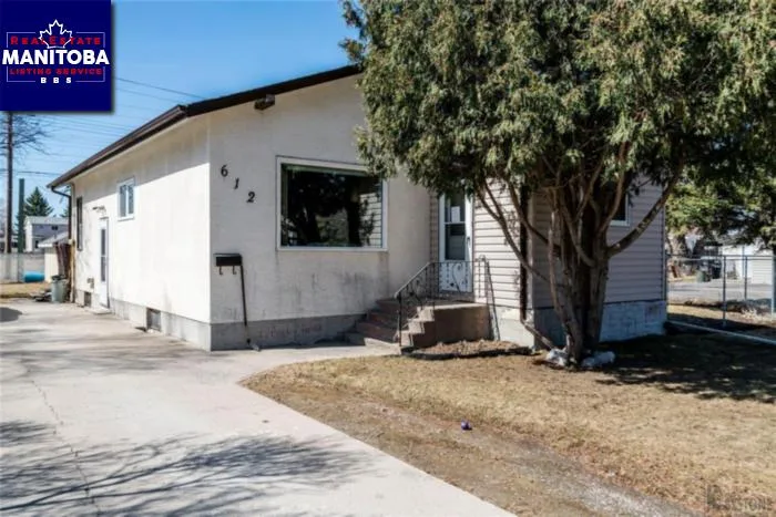 2 Bed House for Sale at 612 Strathnaver Ave, Selkirk, MB - MLS® #1810565