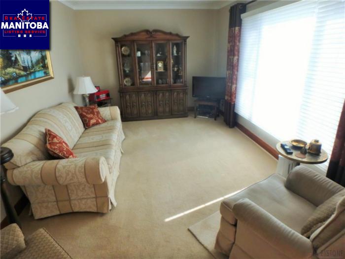 Property 21 Vivian Ave img1