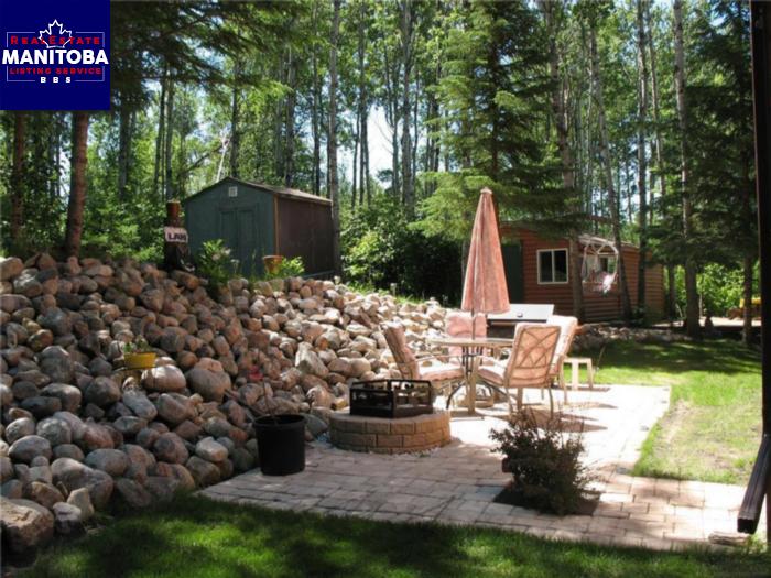 Property 83 Meadowview Dr img1