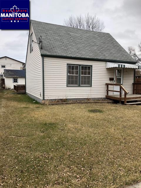 Property 911 Madeline St img1