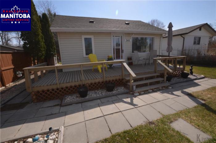 Property 341 Churchill Rd img1