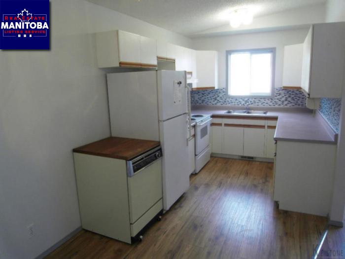 Property 1878 Pacific Ave W img1