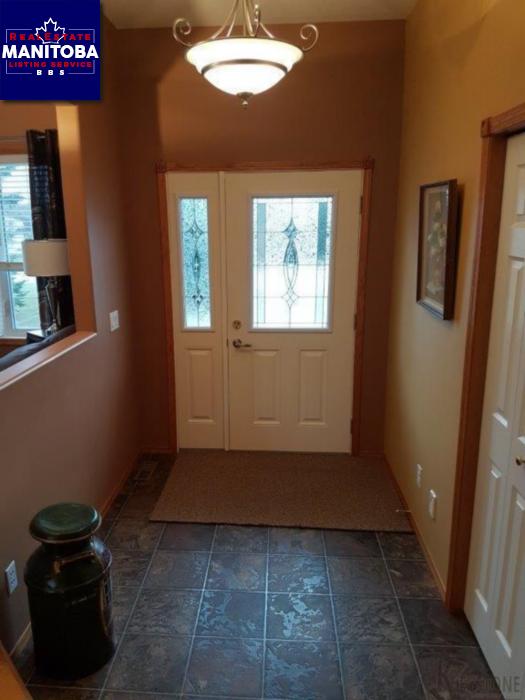 Property 6 Springfield Bay img1