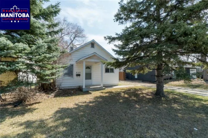 525 Woodlands Cr, Winnipeg
