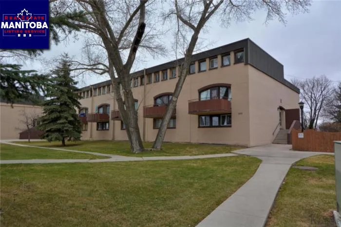 16 3459 Portage Ave, Winnipeg