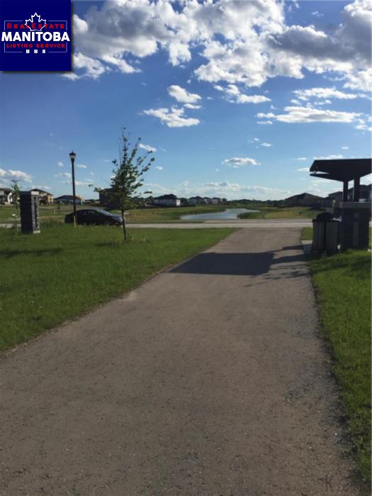 Property 210 Springwater Rd img1