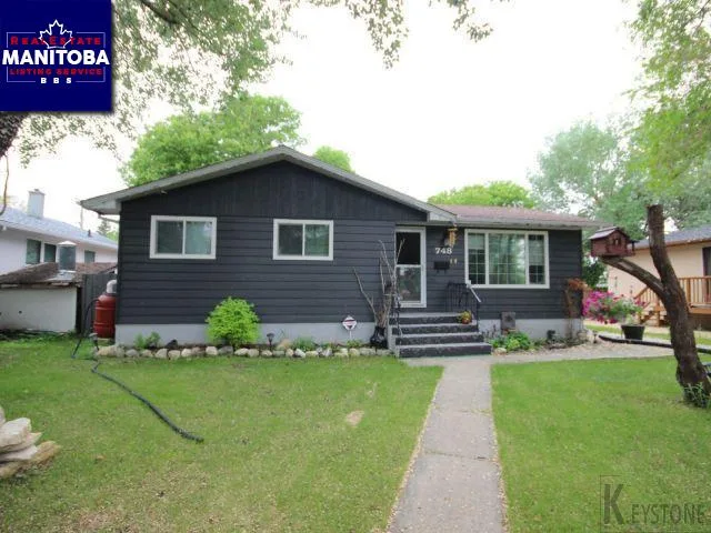 748 Buchanan Blvd