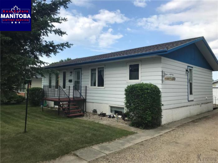 Property 613 Willis Cr img1