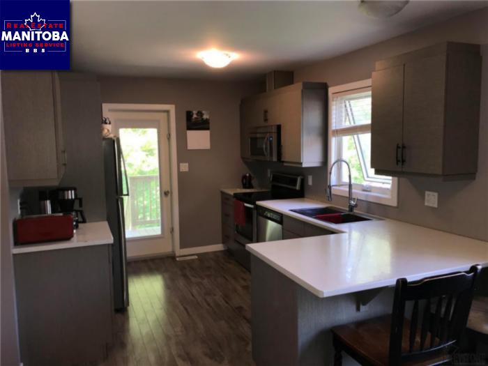 Property 515 Superior St img1