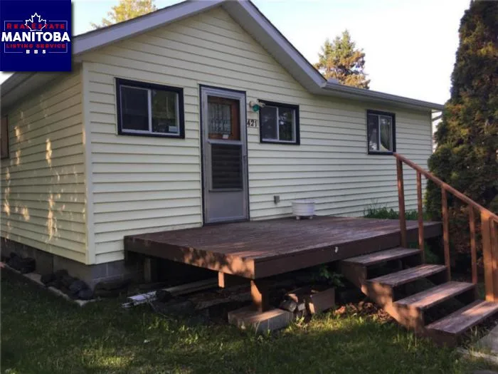 1 Bed House for Sale at 421 Temple Ave, Winnipeg Beach, MB - MLS® #1815472