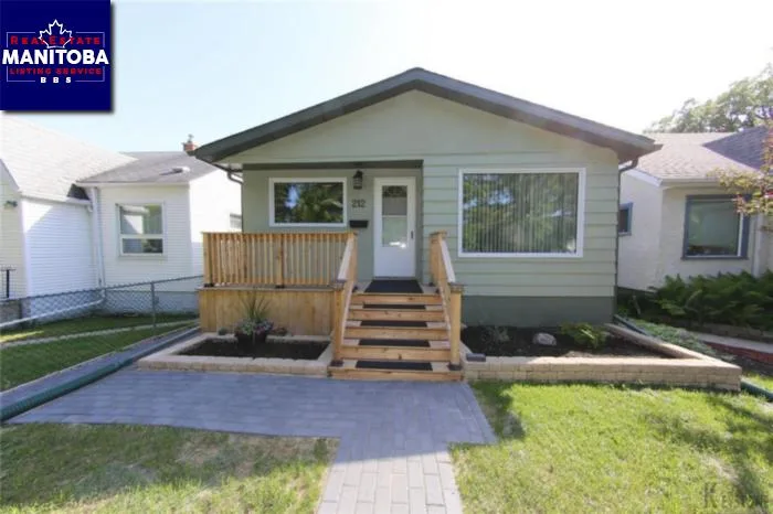 212 Winterton Ave, Winnipeg