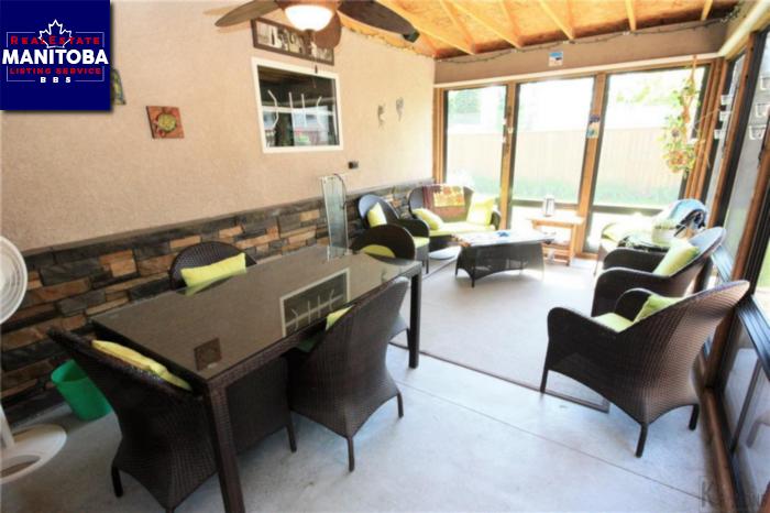 Property 310 Bartlet Ave img1