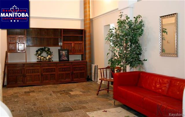 Property 235 Andrews St img1