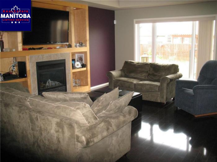 Property 26 Robert Blaikie Pl img1