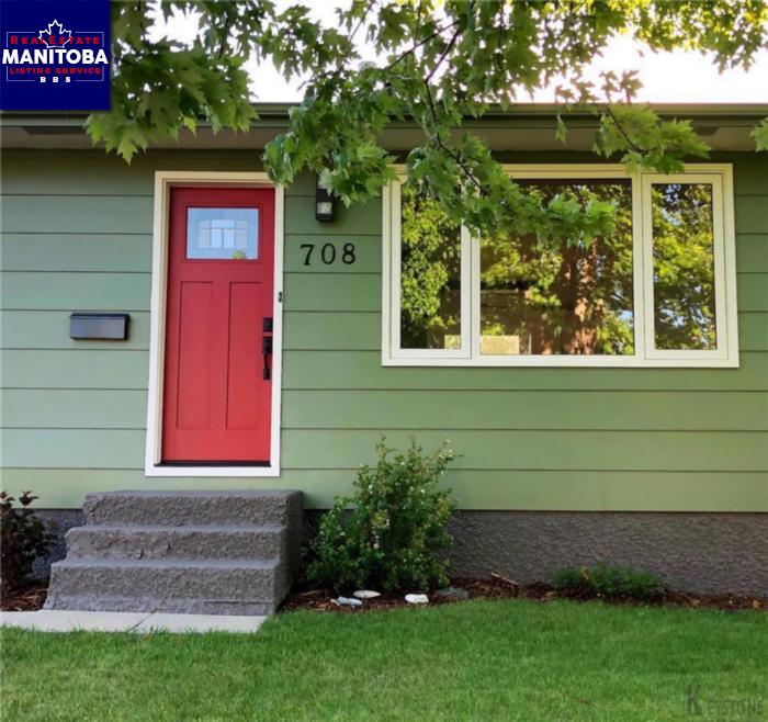 Property 708 Cedar Bay img1