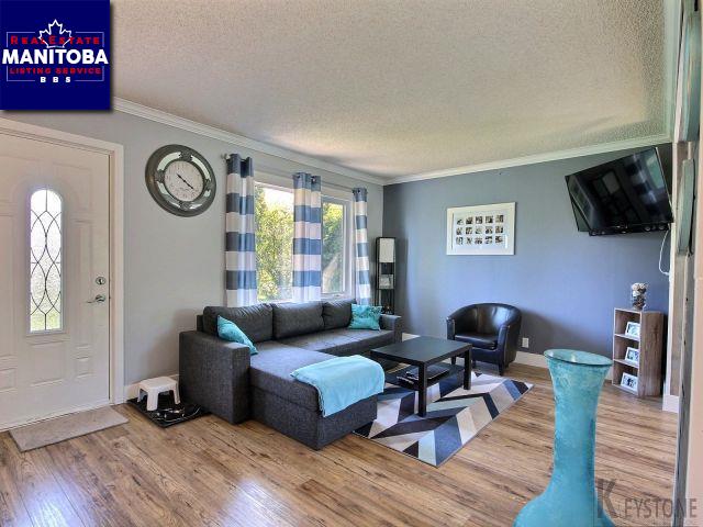 Property 49 Pendennis Dr img1