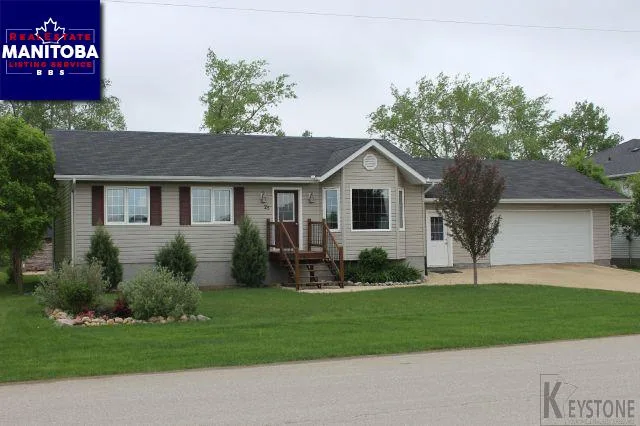 25 Sheila Dr, New Bothwell