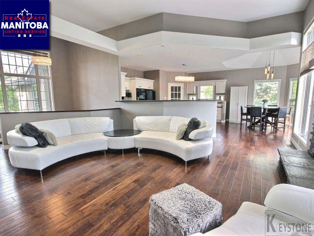 Property 57 Kingscrest Dr img1