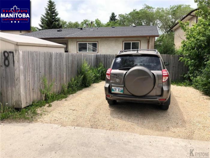 87 Red Oak Dr, Winnipeg, Manitoba, R2G3A1, Canada Manitoba House