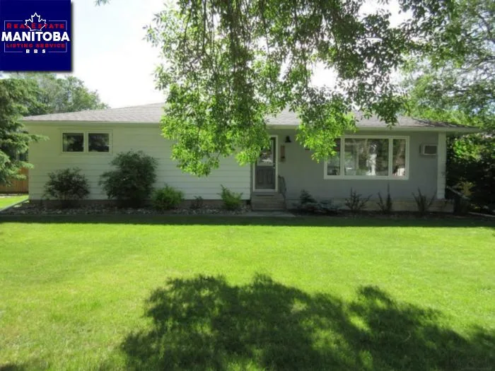 3 Bed House for Sale at 206 Rossmore Ave, Killarney, MB - MLS® #1816410