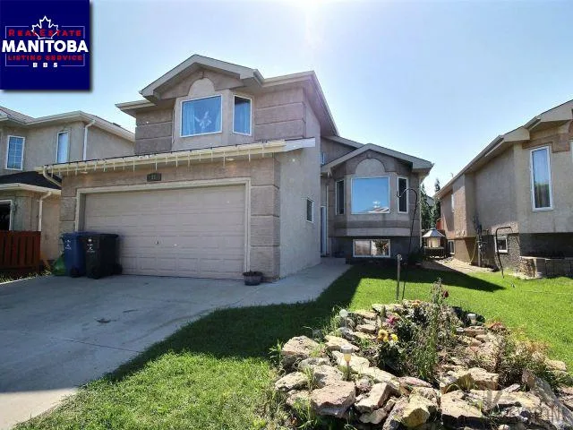 4 Bed House for Sale at 31 Carsdale Dr, Winnipeg, MB - MLS® #1816432