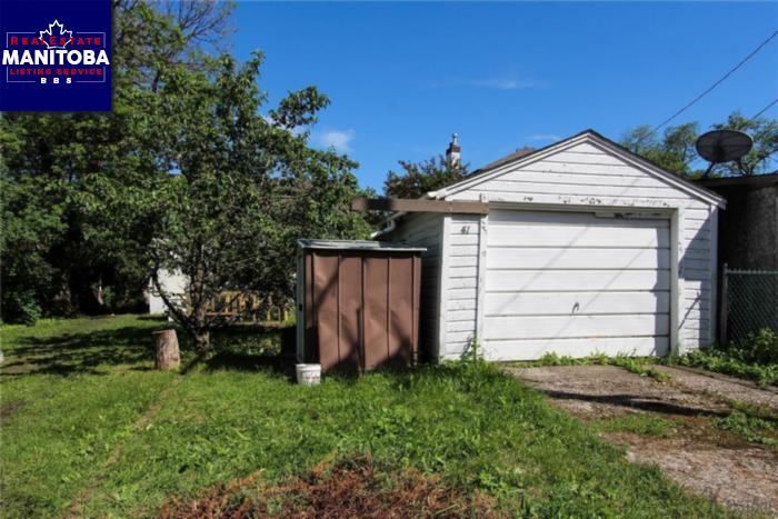 Property 41 Kenaston Blvd img1