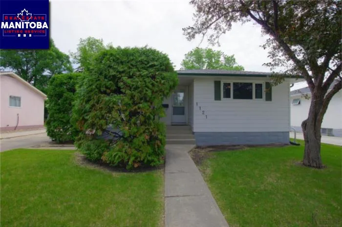 1121 Rothesay St, Winnipeg