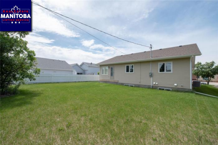 Property 181 Turner St img1