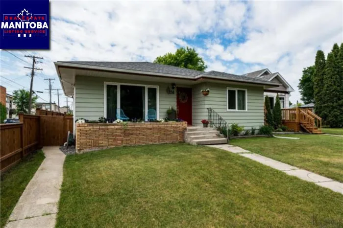3 Bed House for Sale at 214 Hartford Ave, Winnipeg, MB - MLS® #1817409