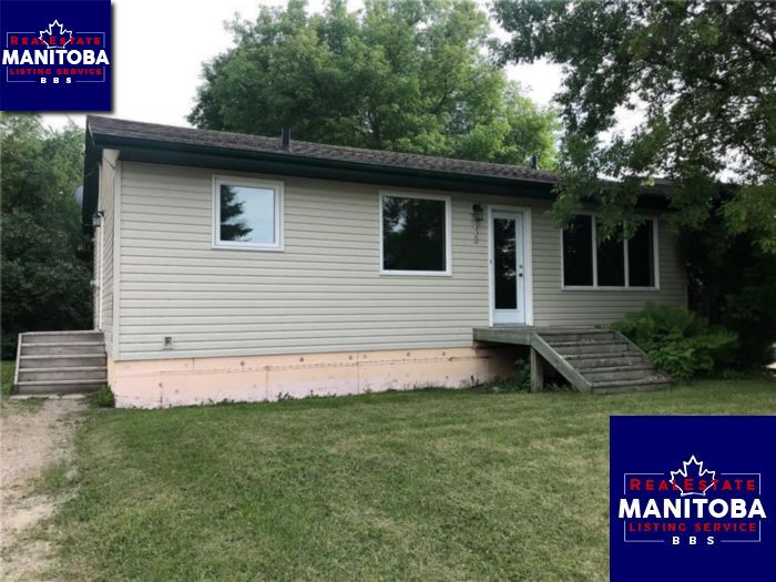 330 Poplar Ave, Beausejour, Manitoba House Bungalow property for sale