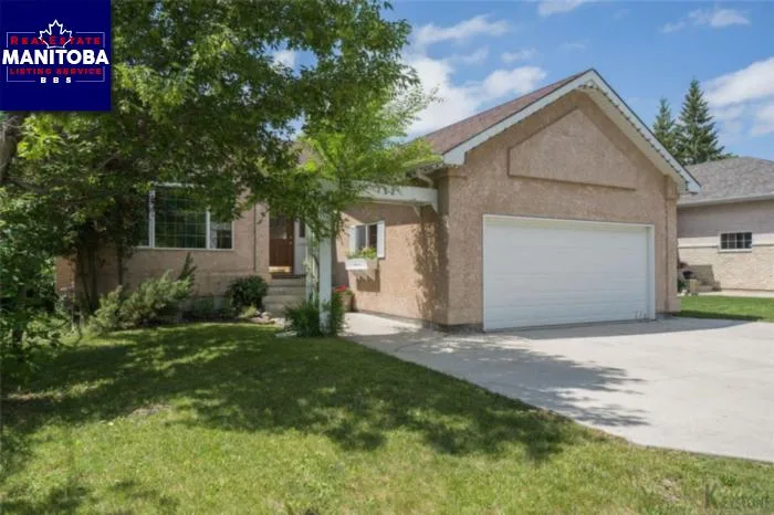 5 Bed House for Sale at 752 Charleswood Rd, Winnipeg, MB - MLS® #1817493