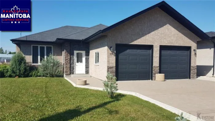 77 Oakdale Dr, Blumenort