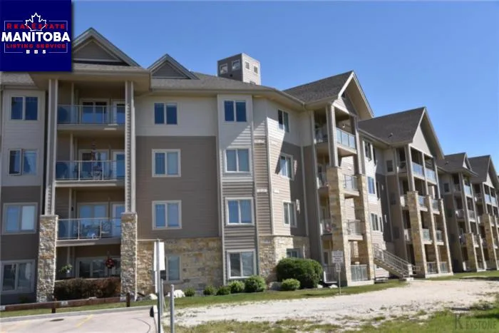 429 1205 St Annes Rd, Winnipeg