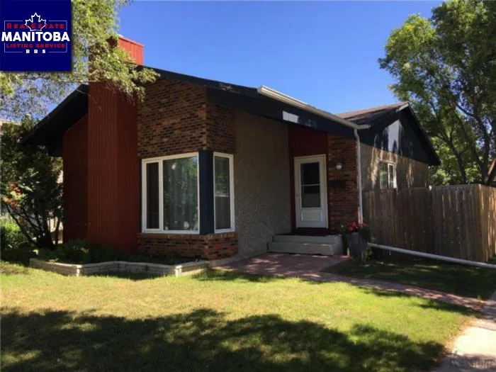 3 Bed House for Sale at 2 Wynyard Bay, Winnipeg, MB - MLS® #1817868