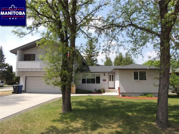 846 Oakdale Dr