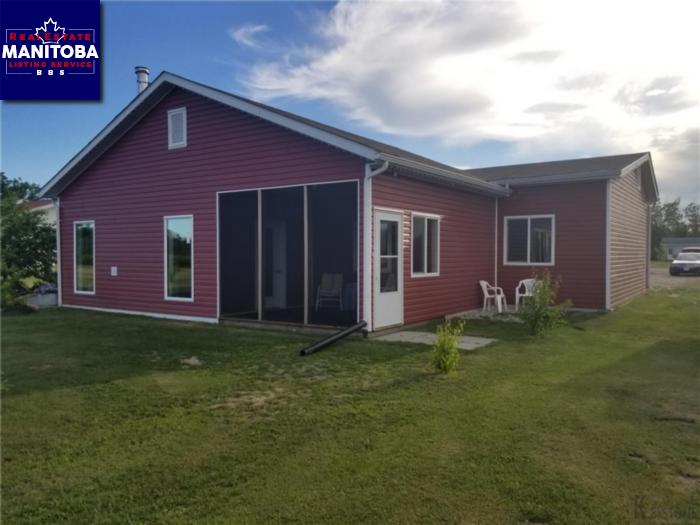 Property 52 Franklin St E img1