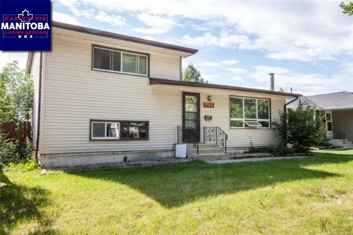 158 Raquette St