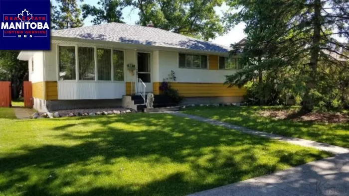 3 Bed House for Sale at 969 Simpson Ave, Winnipeg, MB - MLS® #1818552