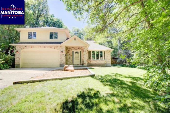 3 Bed House for Sale at 1112 Des Trappistes St, Winnipeg, MB - MLS® #1818593