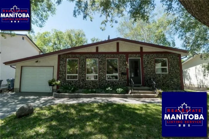 7 Bed House for Sale at 94 Macalester Bay, Winnipeg, MB - MLS® #1818904