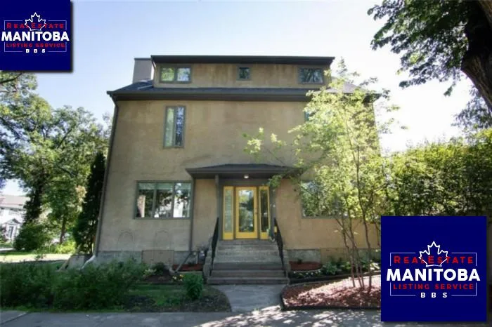 106 Machray Ave, Winnipeg