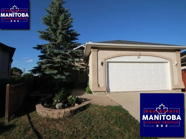 39 Blackwood Bay, Winnipeg