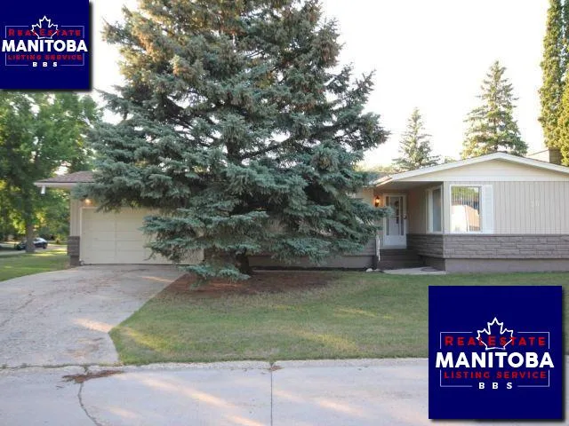 5 Bed House for Sale at 30 Macalester Bay, Winnipeg, MB - MLS® #1819438