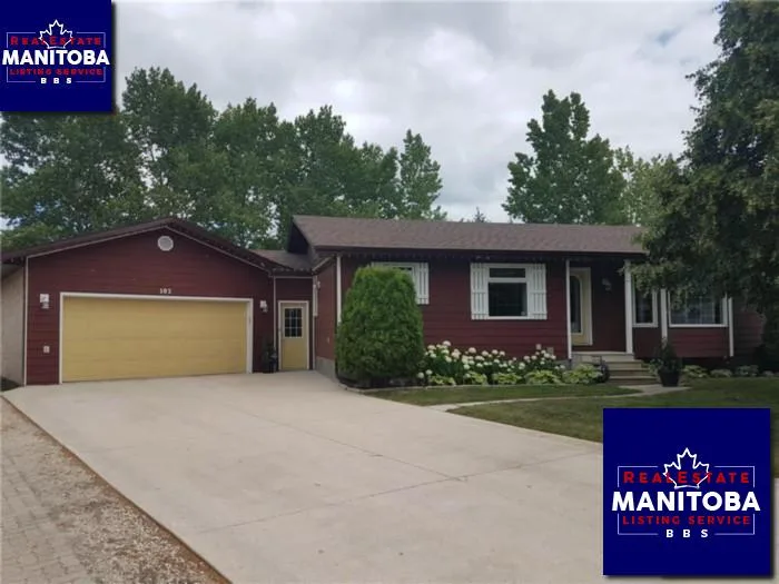 103 Coral Cr, Steinbach