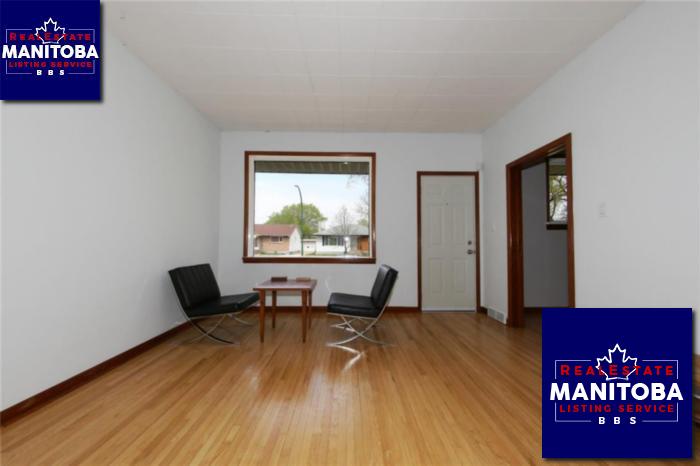 Property 620 Lindhurst Ave E img1