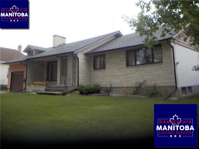 Property 315 Rosseau Ave W img1