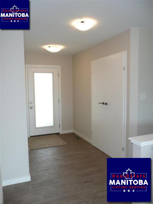 Property 106 Alderwood Cr img1