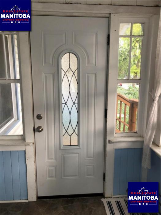 Property 449 Boyd Ave img1